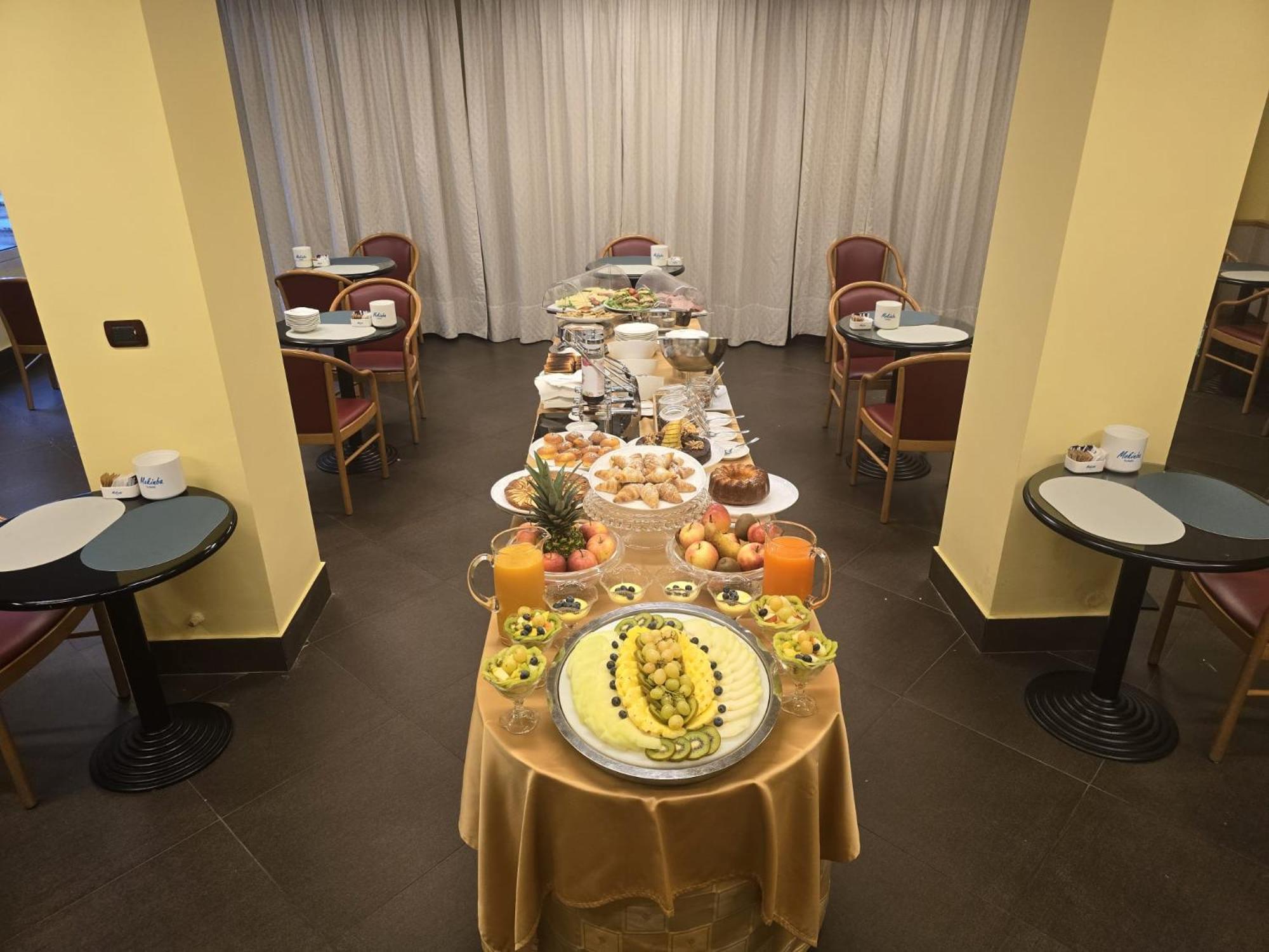 Mokinba Hotels Sant'Ambroeus Milan Exterior photo